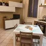 House Procaccini, 20 Apartman *
