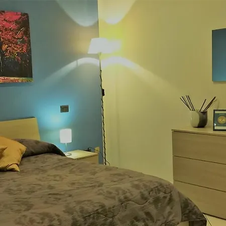 House Procaccini, 20 *