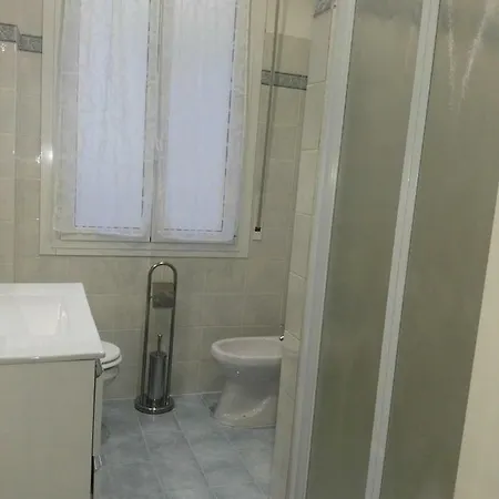 Apartment House Procaccini, 20 *