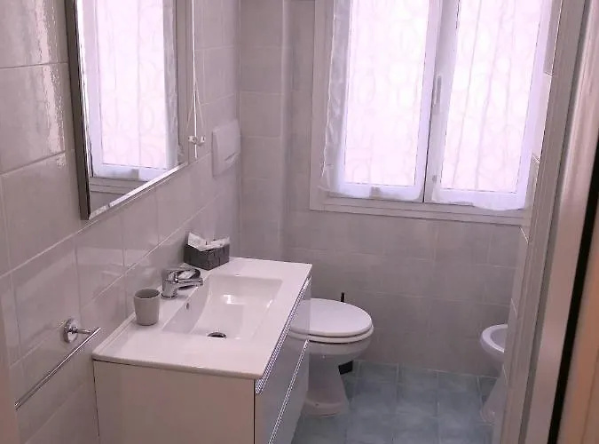 House Procaccini, 20